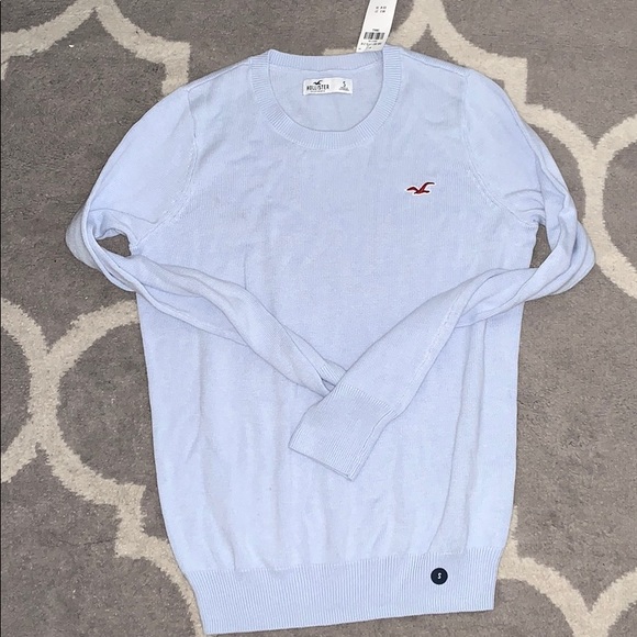 Hollister Tops - NWT Hollister Sweater